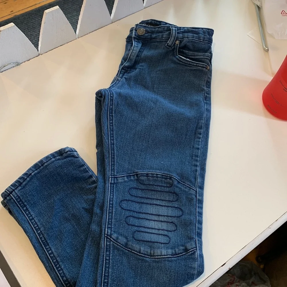 ROCAWEAR jeans BOYS SIZE 12 - Picture 1 of 7